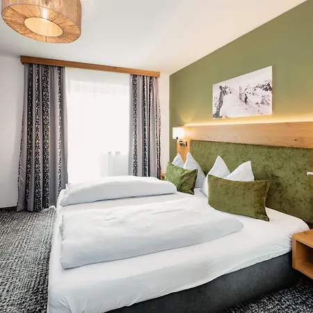 Hotel Schuetzenhof 3*